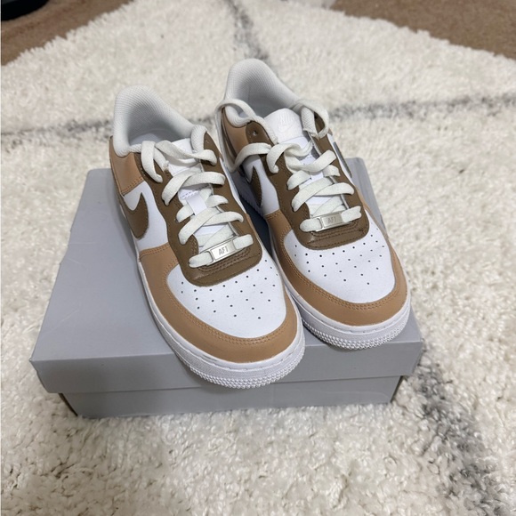 Nike Air Force Ones Women’s Sneakers - Picture 2 of 12
